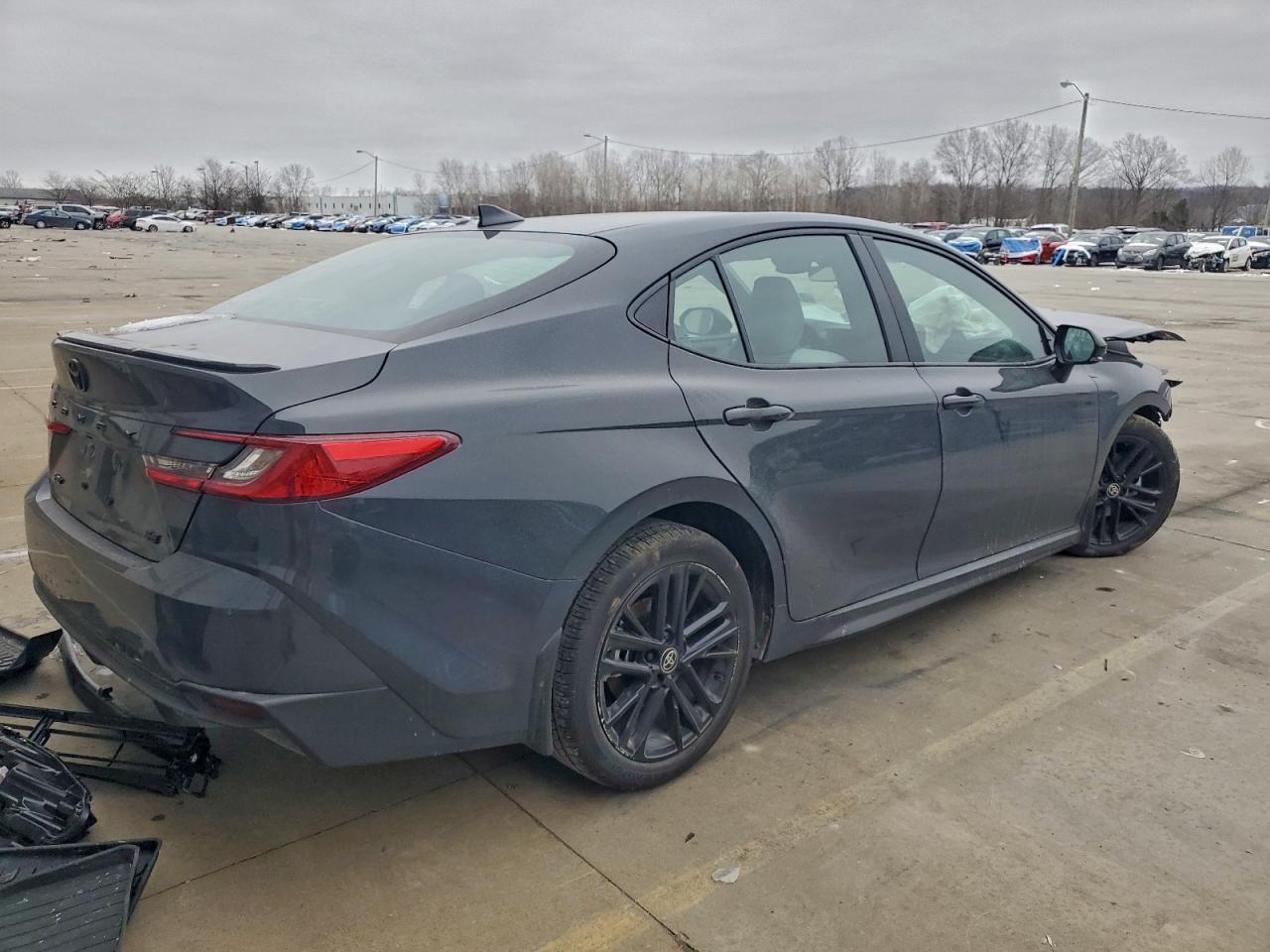 2025 TOYOTA CAMRY XSE photo 3