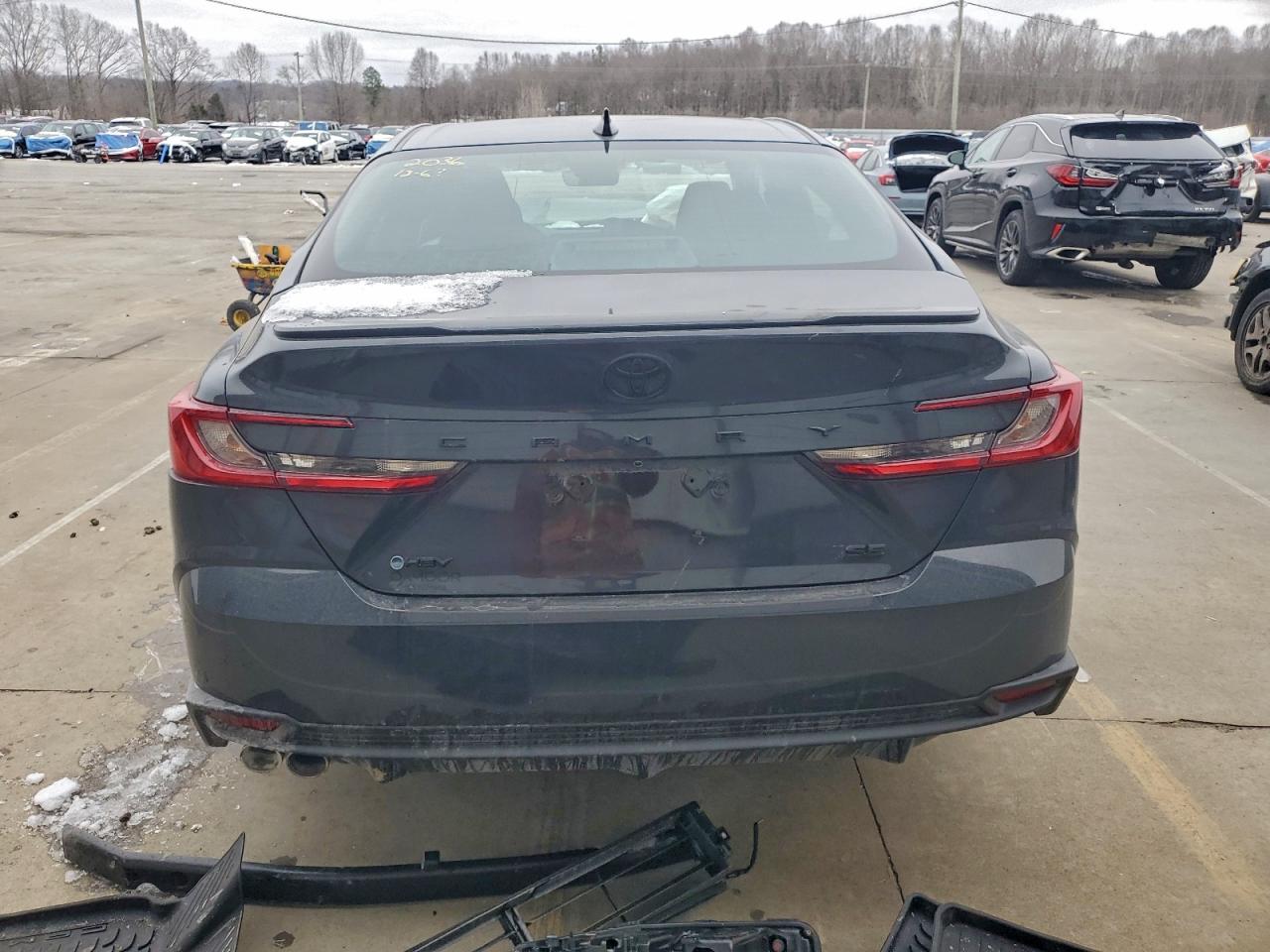 2025 TOYOTA CAMRY XSE photo 6