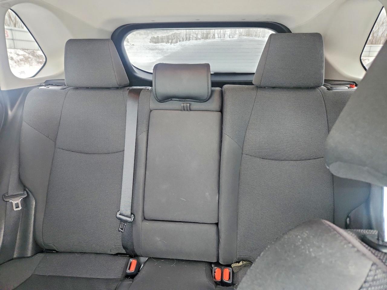 2019 TOYOTA RAV4 LE photo 10