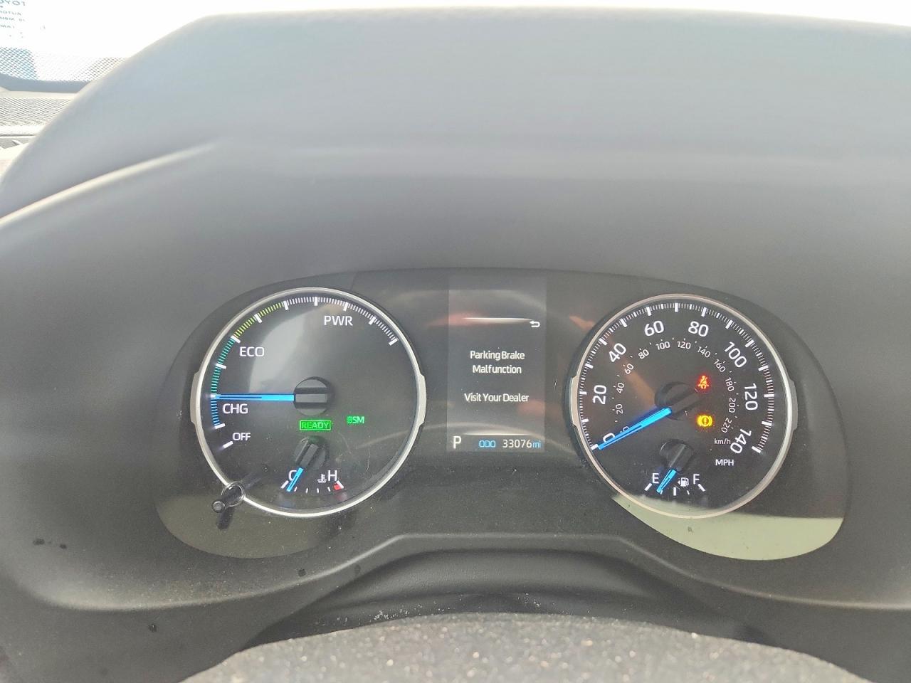 2019 TOYOTA RAV4 LE photo 9