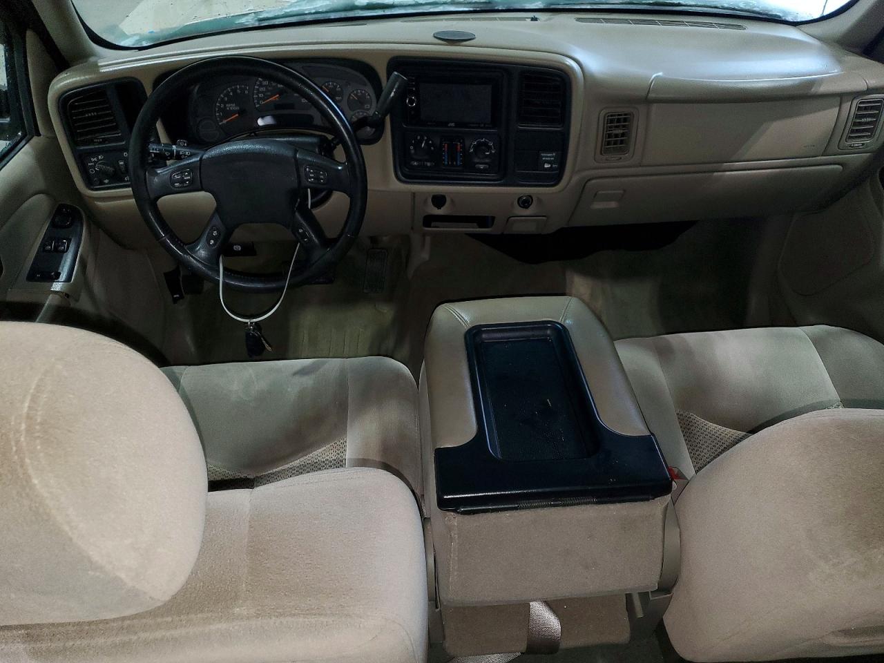 2004 CHEVROLET SILVERADO C1500 photo 8