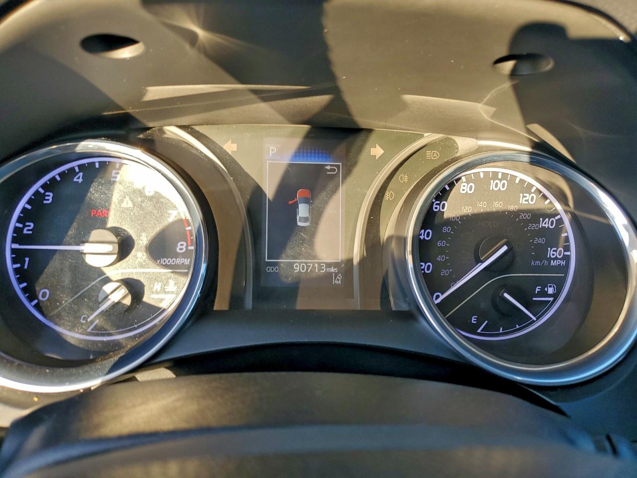 2019 TOYOTA CAMRY L photo 9