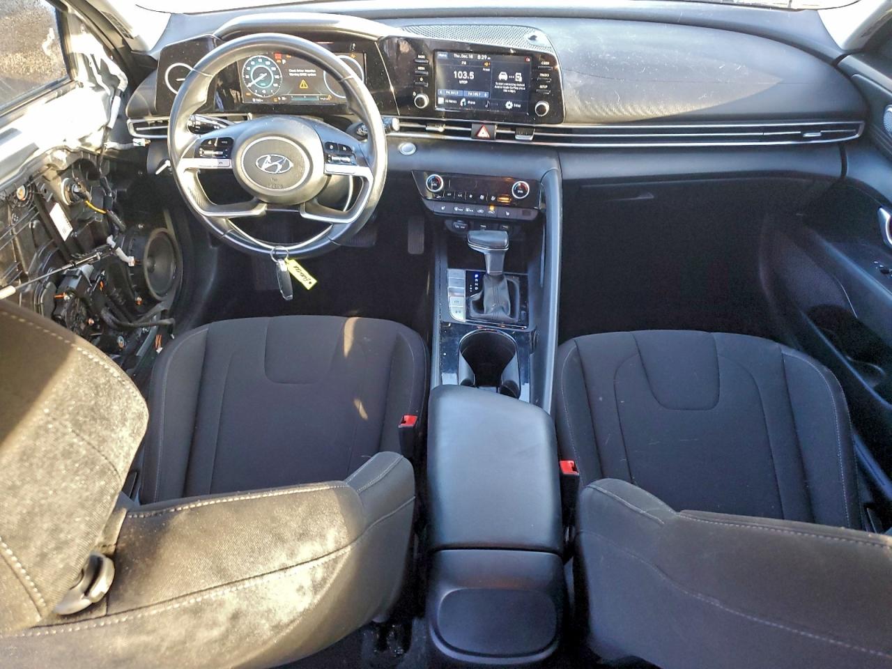 2021 HYUNDAI ELANTRA SEL photo 8