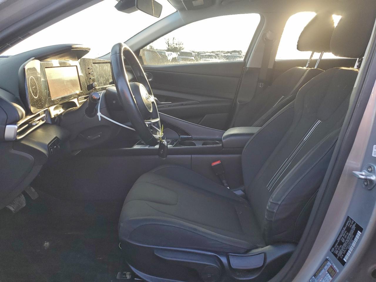 2021 HYUNDAI ELANTRA SEL photo 7