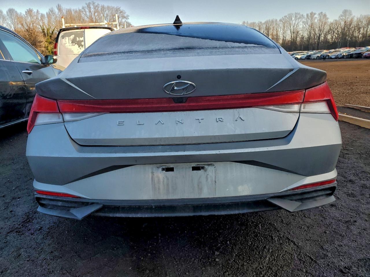 2021 HYUNDAI ELANTRA SEL photo 6