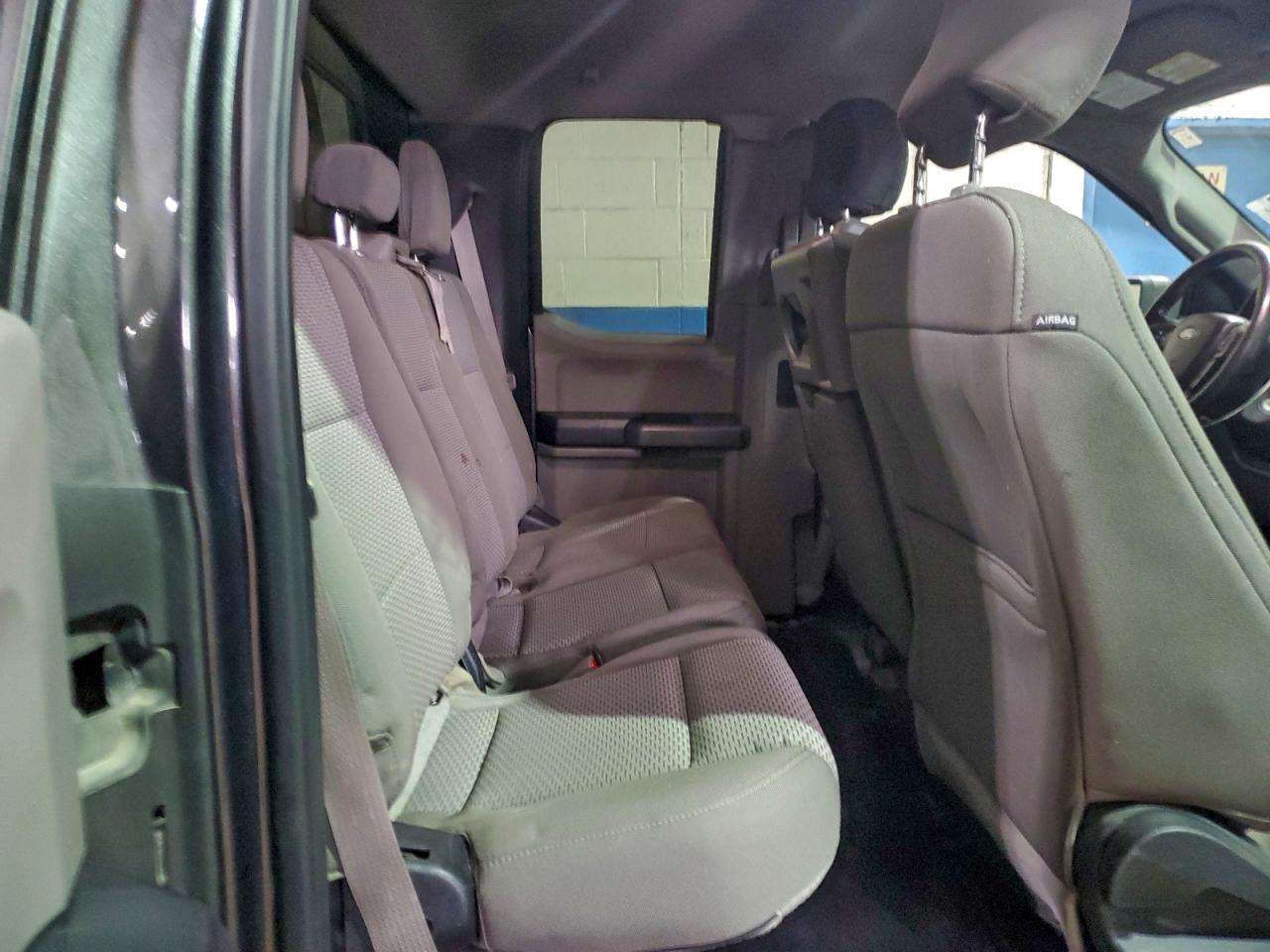 2017 FORD F150 SUPER CAB photo 28