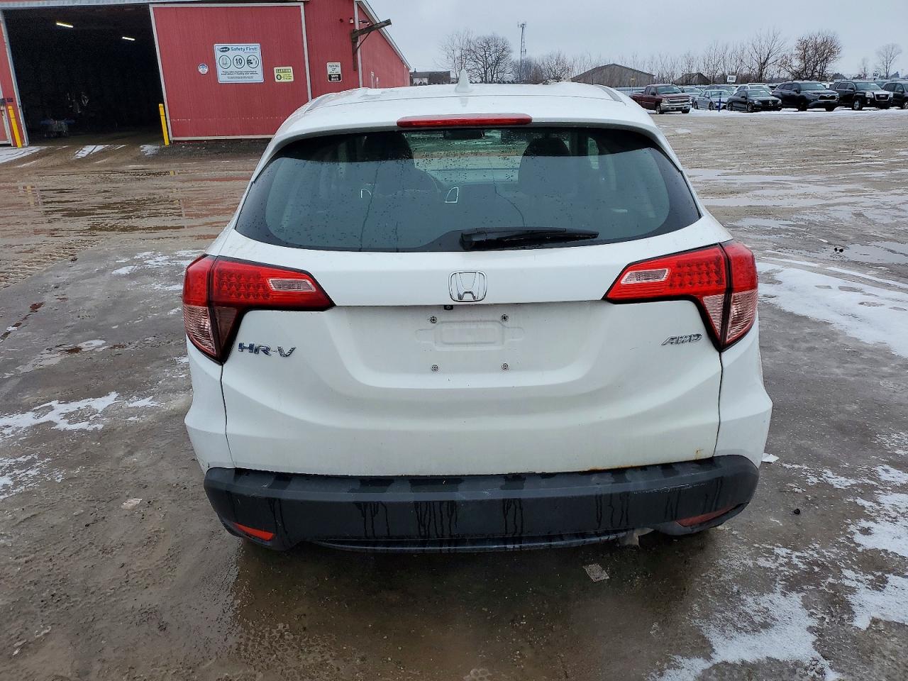 2016 HONDA HR-V LX photo 16