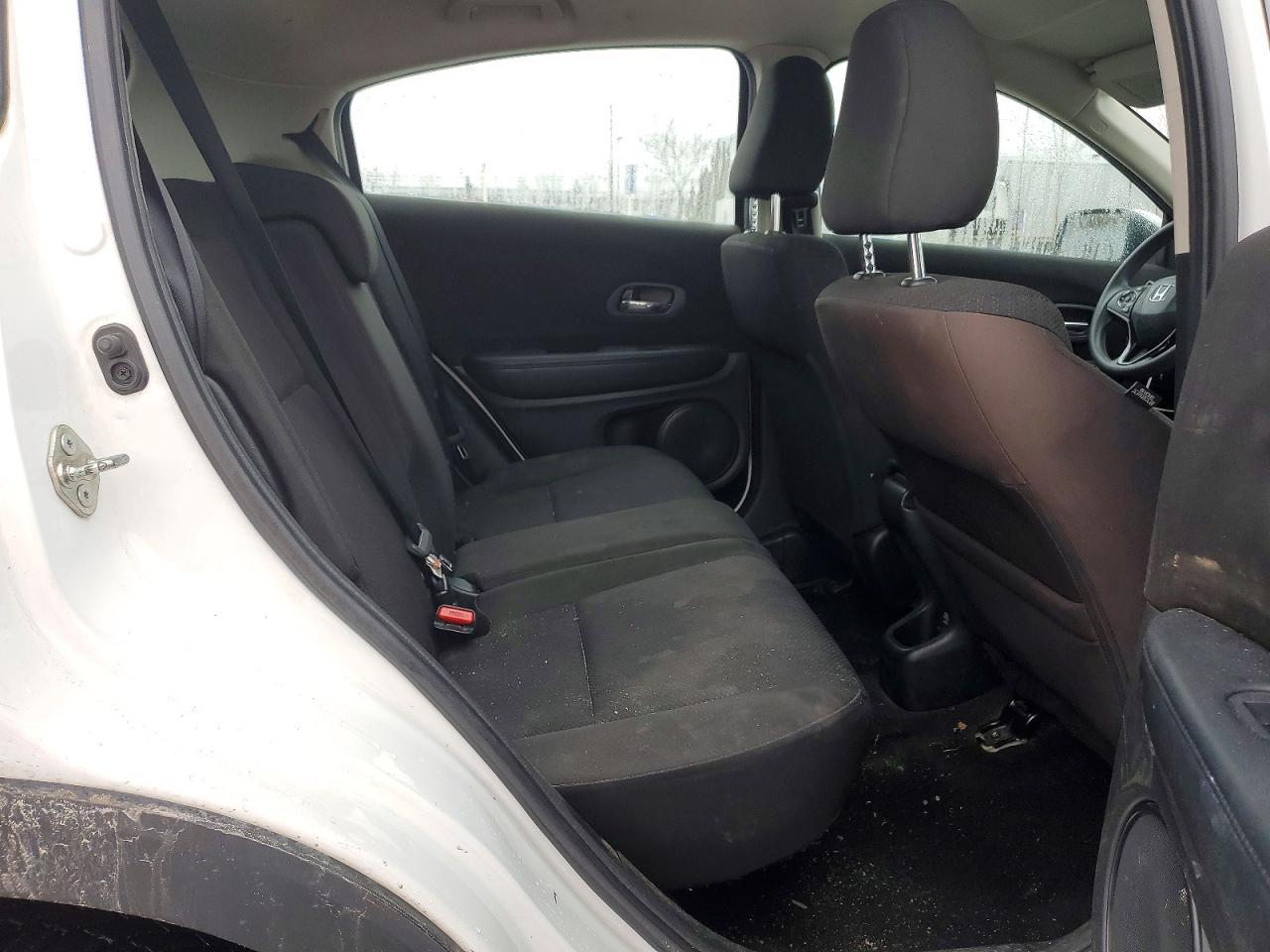 2016 HONDA HR-V LX photo 31