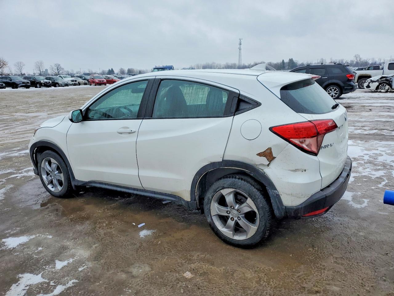 2016 HONDA HR-V LX photo 4
