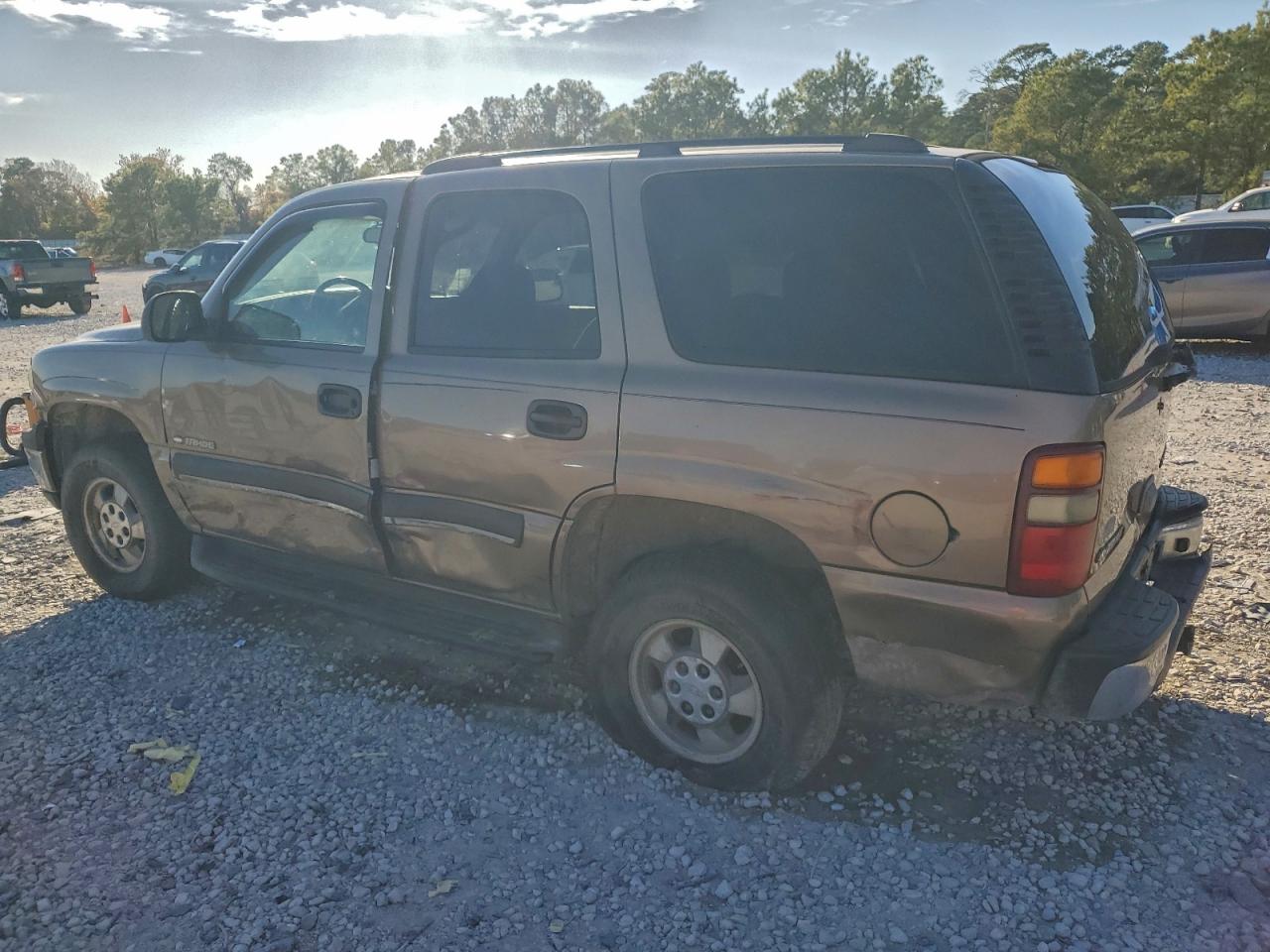2003 CHEVROLET TAHOE K1500 photo 2