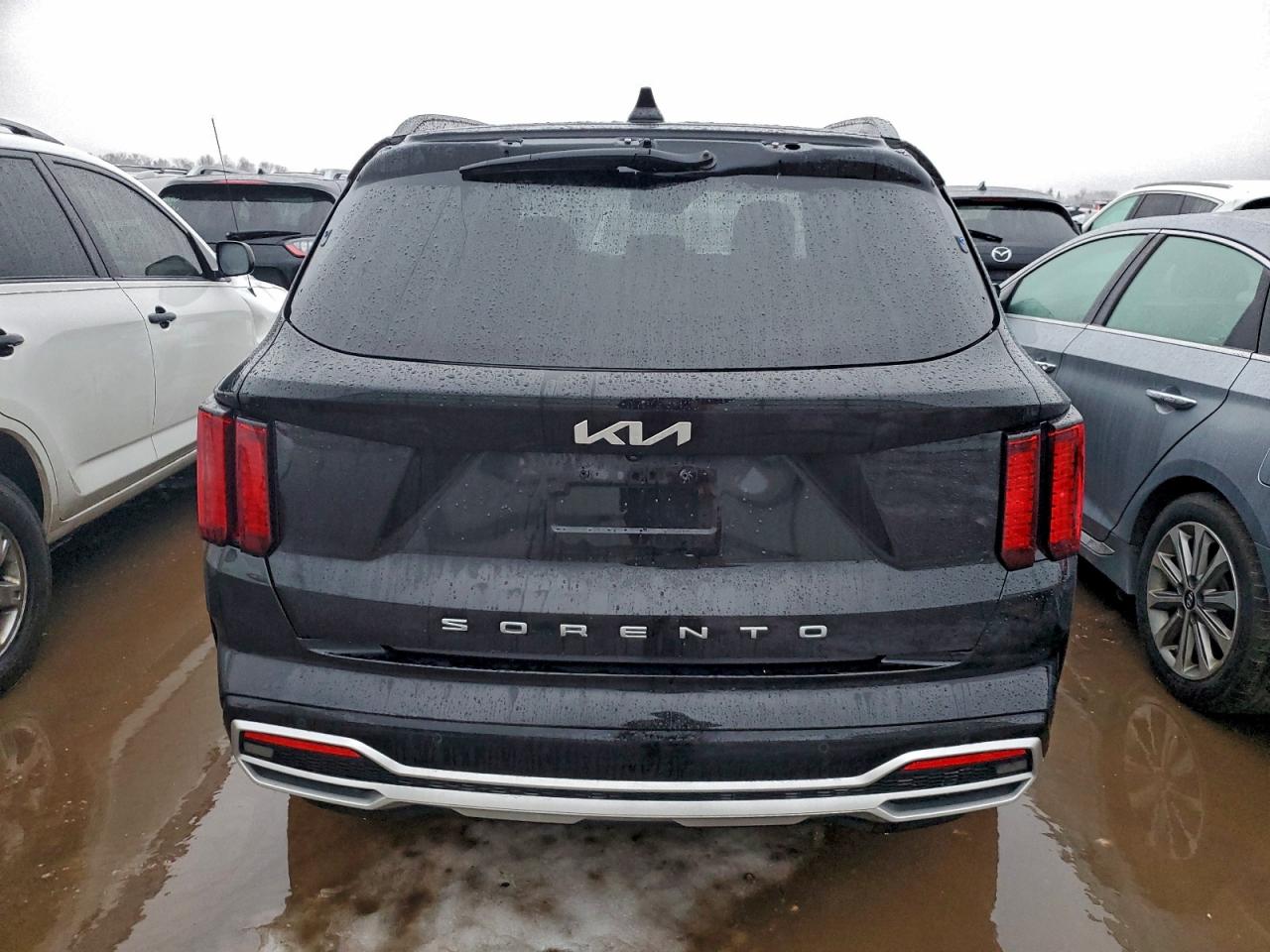 2022 KIA SORENTO S photo 6