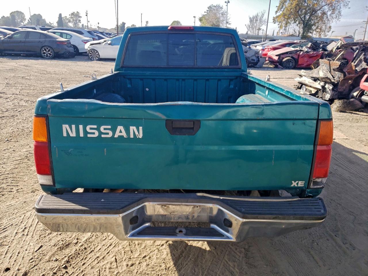 1997 NISSAN TRUCK BASE photo 6