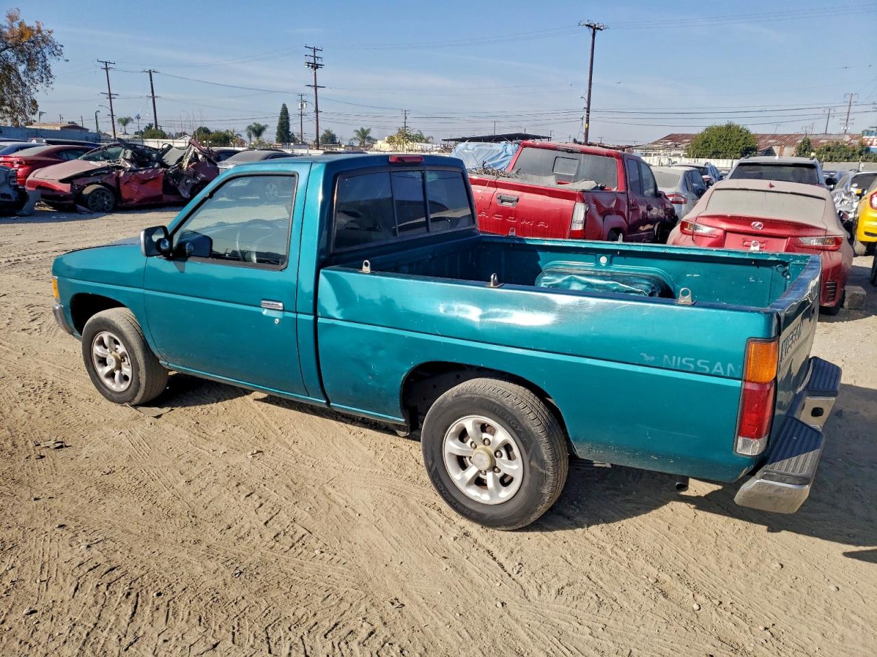 1997 NISSAN TRUCK BASE photo 2