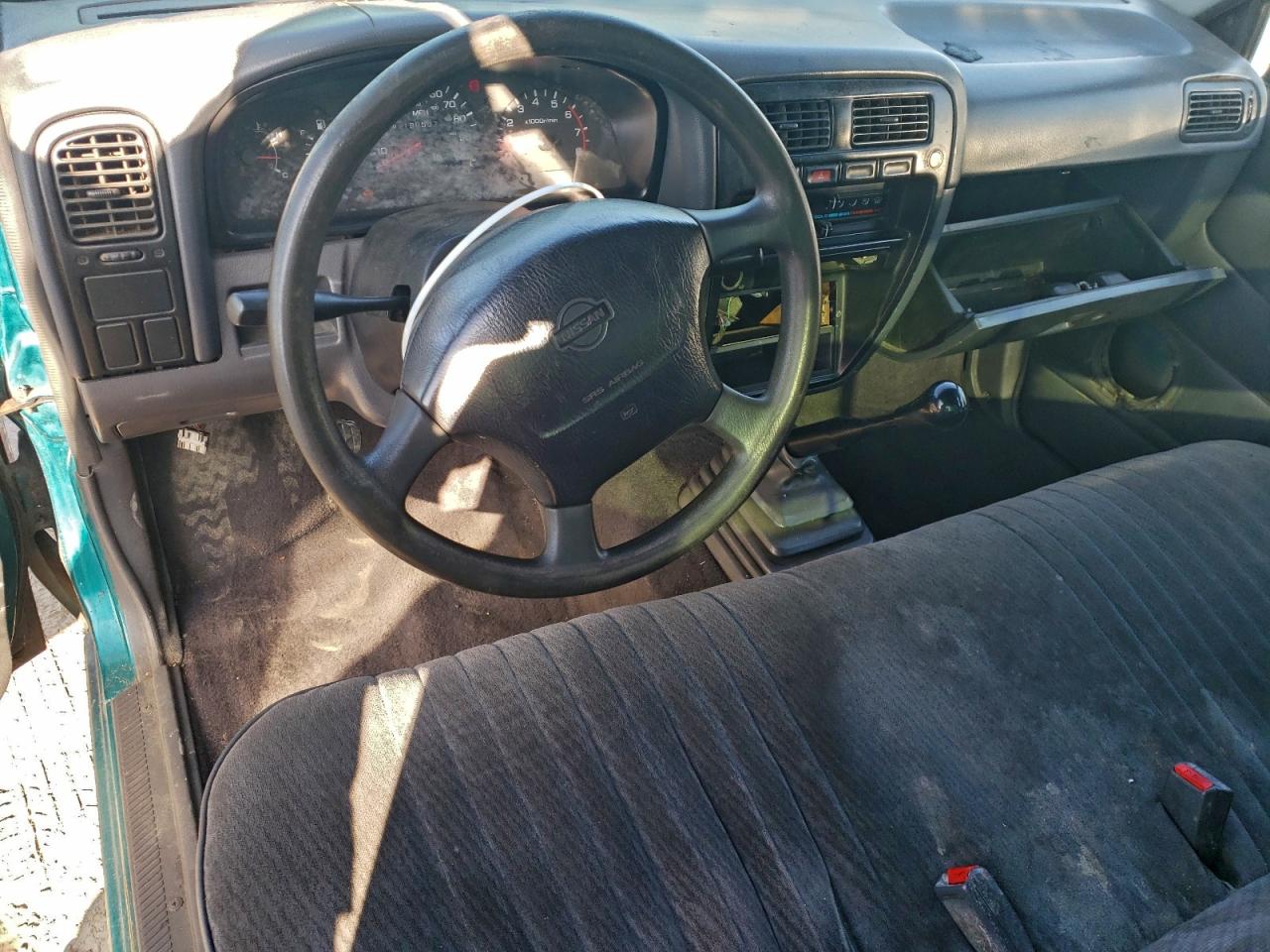 1997 NISSAN TRUCK BASE photo 8