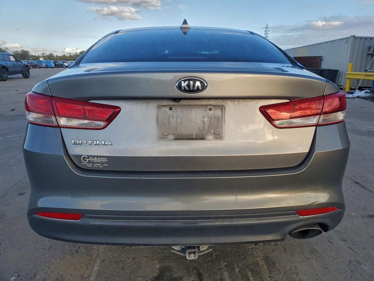 2016 KIA OPTIMA LX photo 6