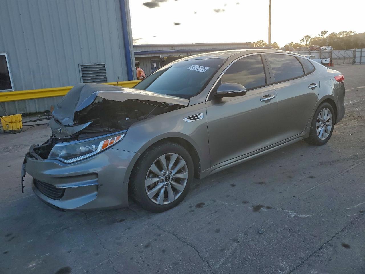 2016 KIA OPTIMA