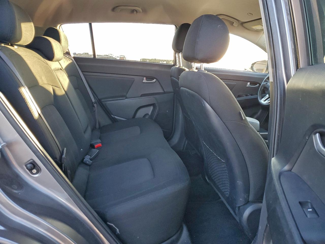 2012 KIA SPORTAGE LX photo 11