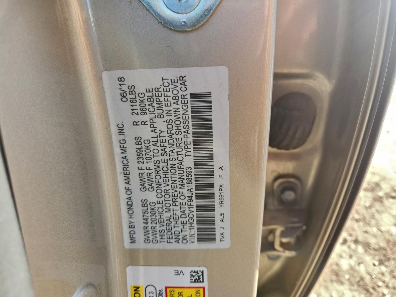 2018 HONDA ACCORD TOURING photo 12