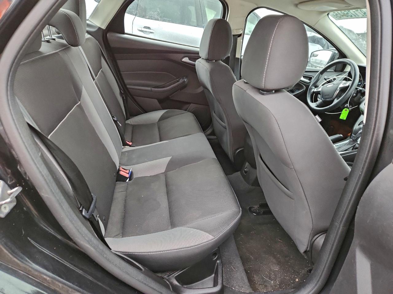 2014 FORD FOCUS SE photo 10