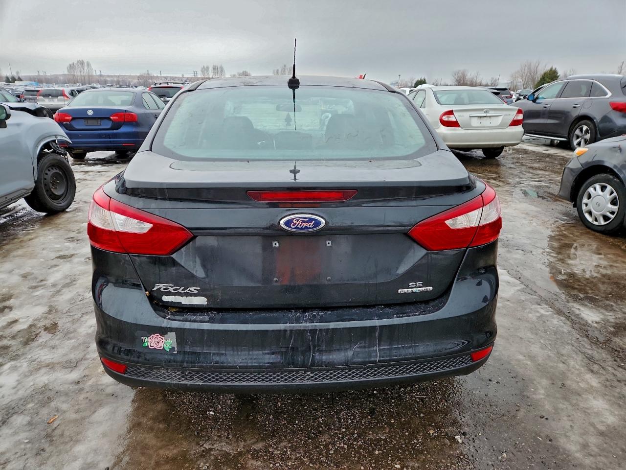 2014 FORD FOCUS SE photo 6