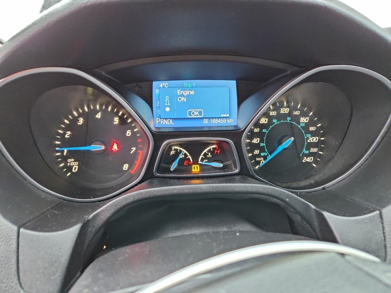 2014 FORD FOCUS SE photo 9