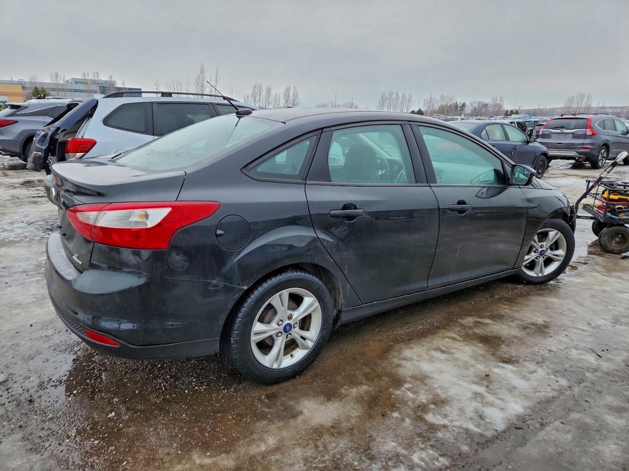 2014 FORD FOCUS SE photo 3