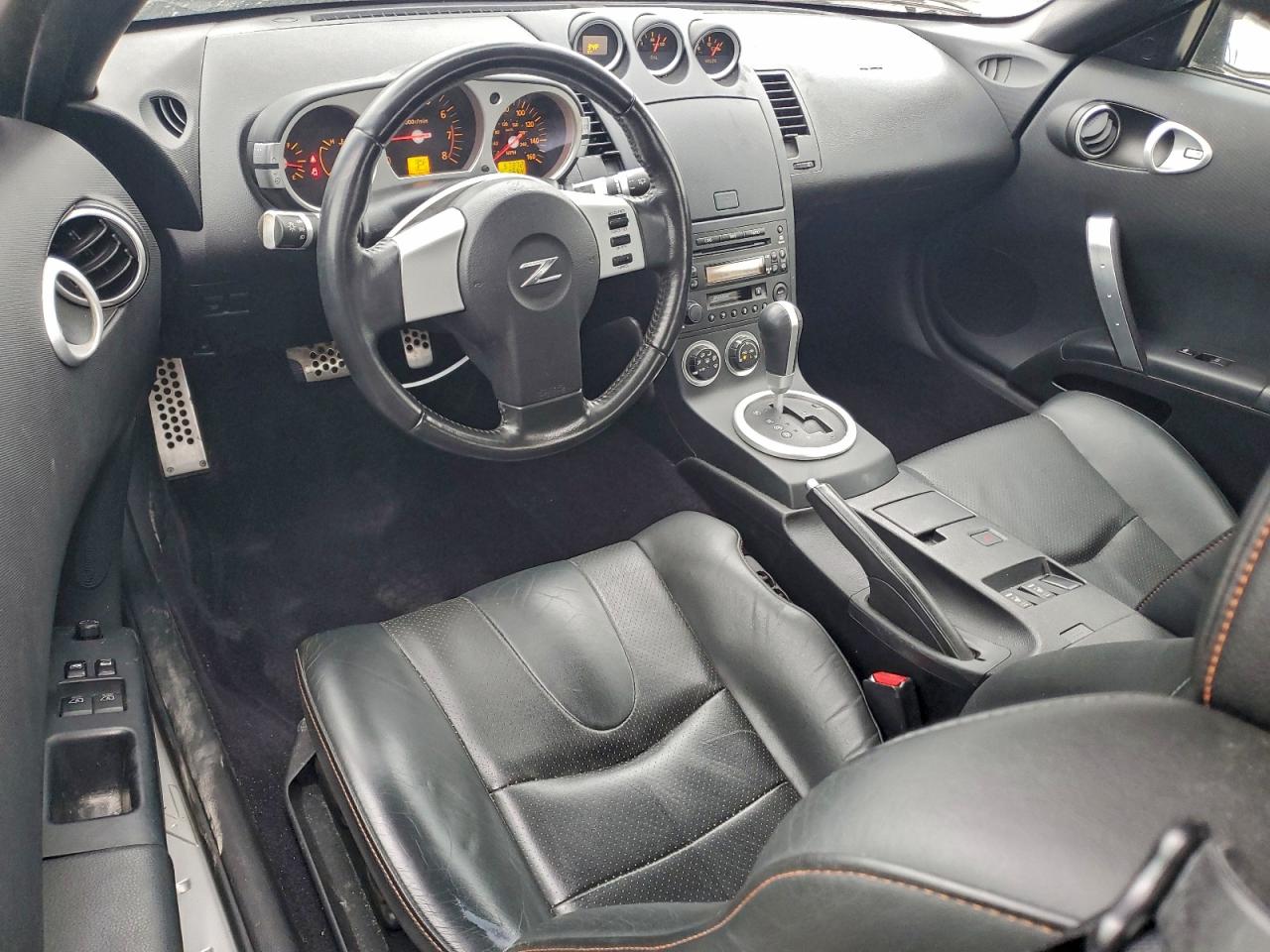 2004 NISSAN 350Z COUPE photo 8
