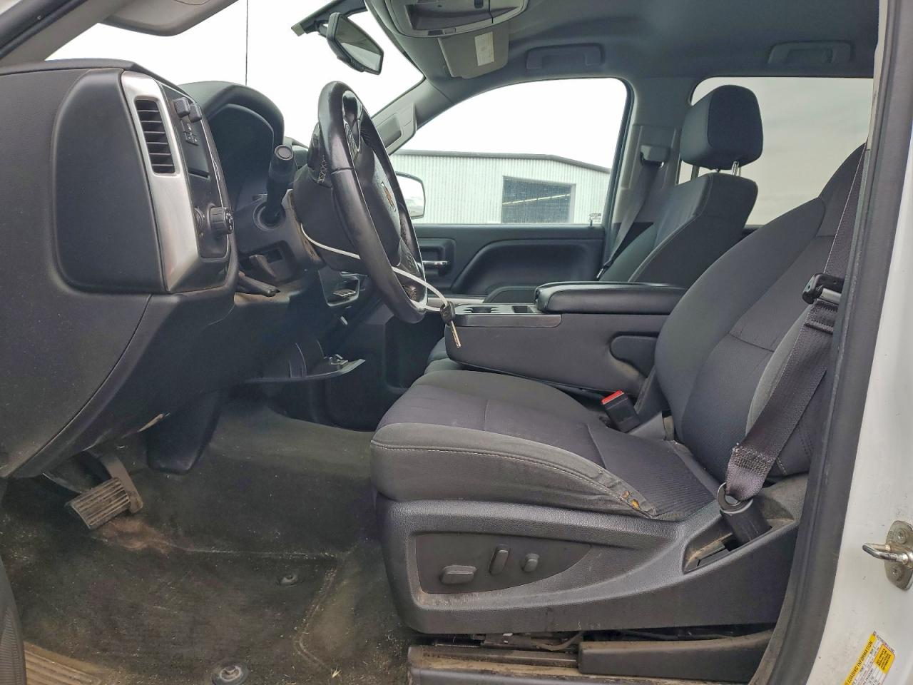 2015 CHEVROLET SILVERADO C1500 LT photo 7