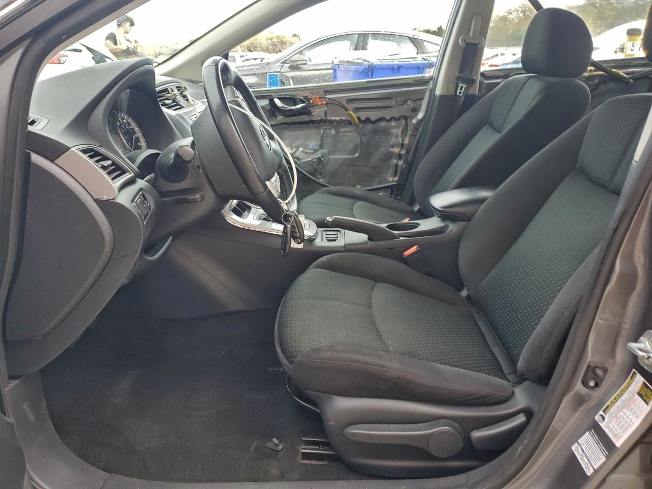 2015 NISSAN SENTRA S photo 7
