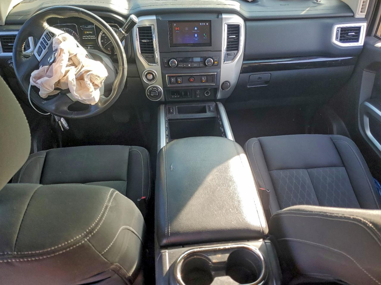 2017 NISSAN TITAN XD SL photo 8