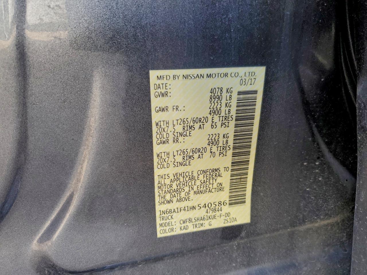 2017 NISSAN TITAN XD SL photo 13