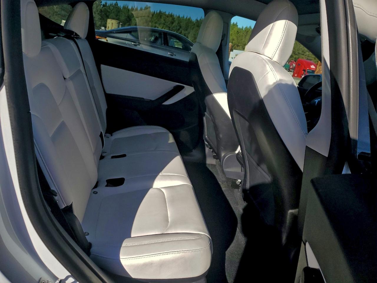 2021 TESLA MODEL Y photo 10