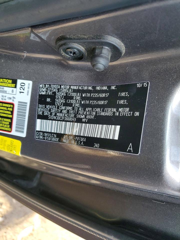 2015 TOYOTA SIENNA XLE photo 13