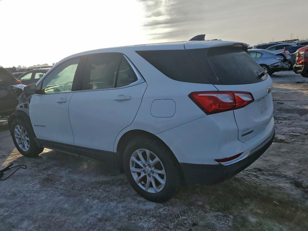 2019 CHEVROLET EQUINOX LT photo 2