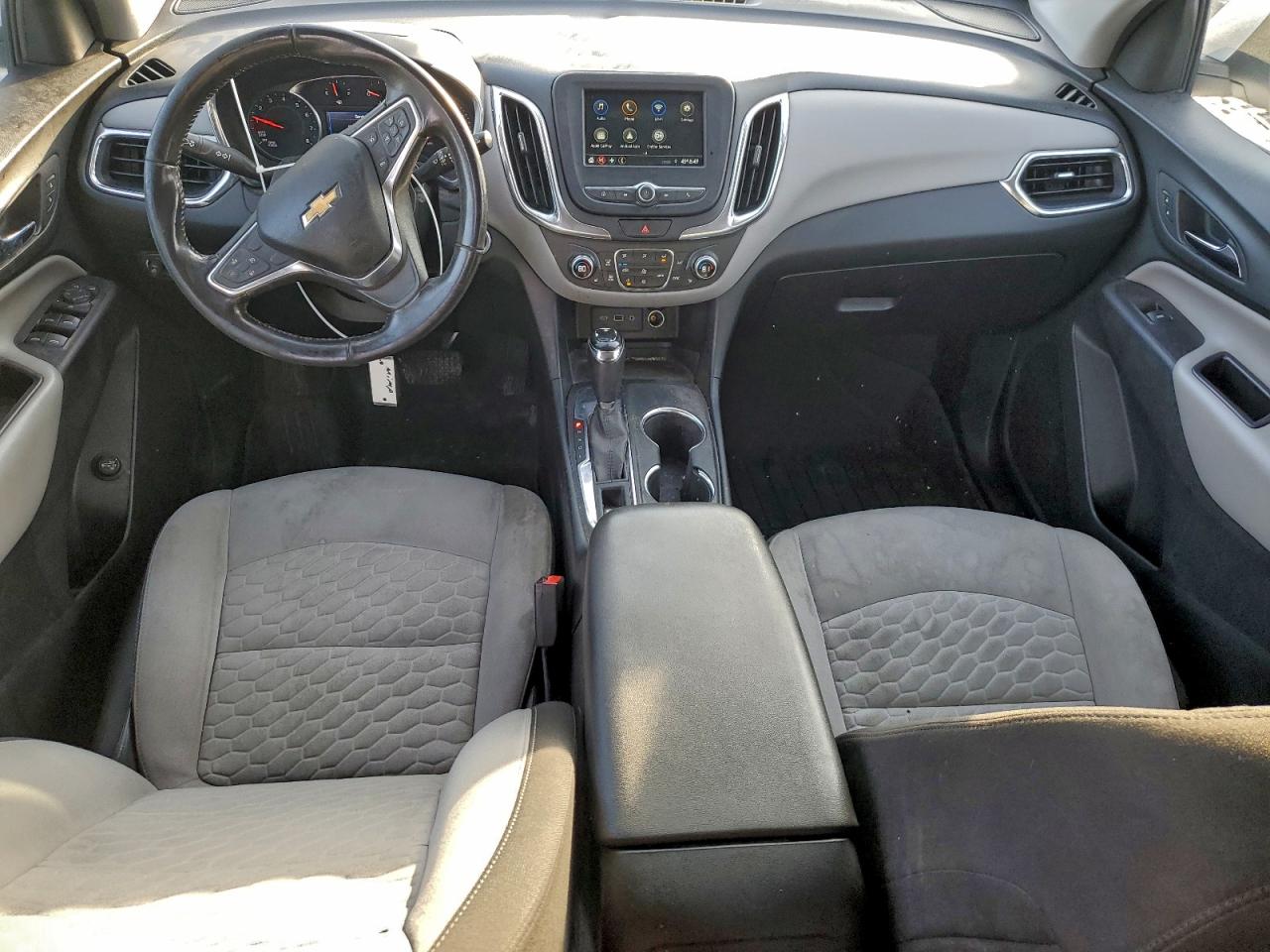2019 CHEVROLET EQUINOX LT photo 8
