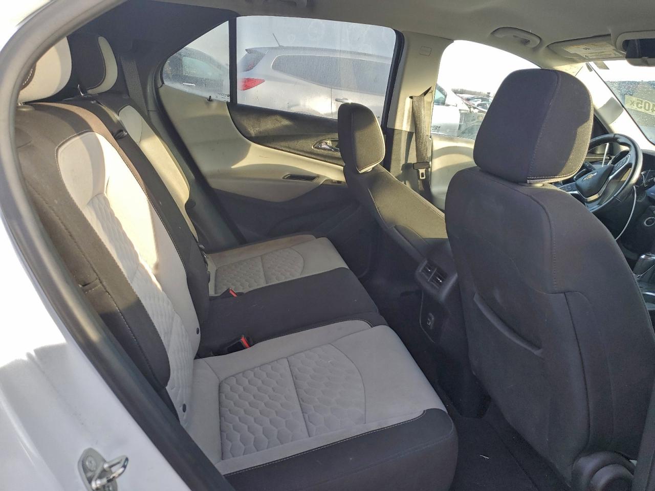 2019 CHEVROLET EQUINOX LT photo 10