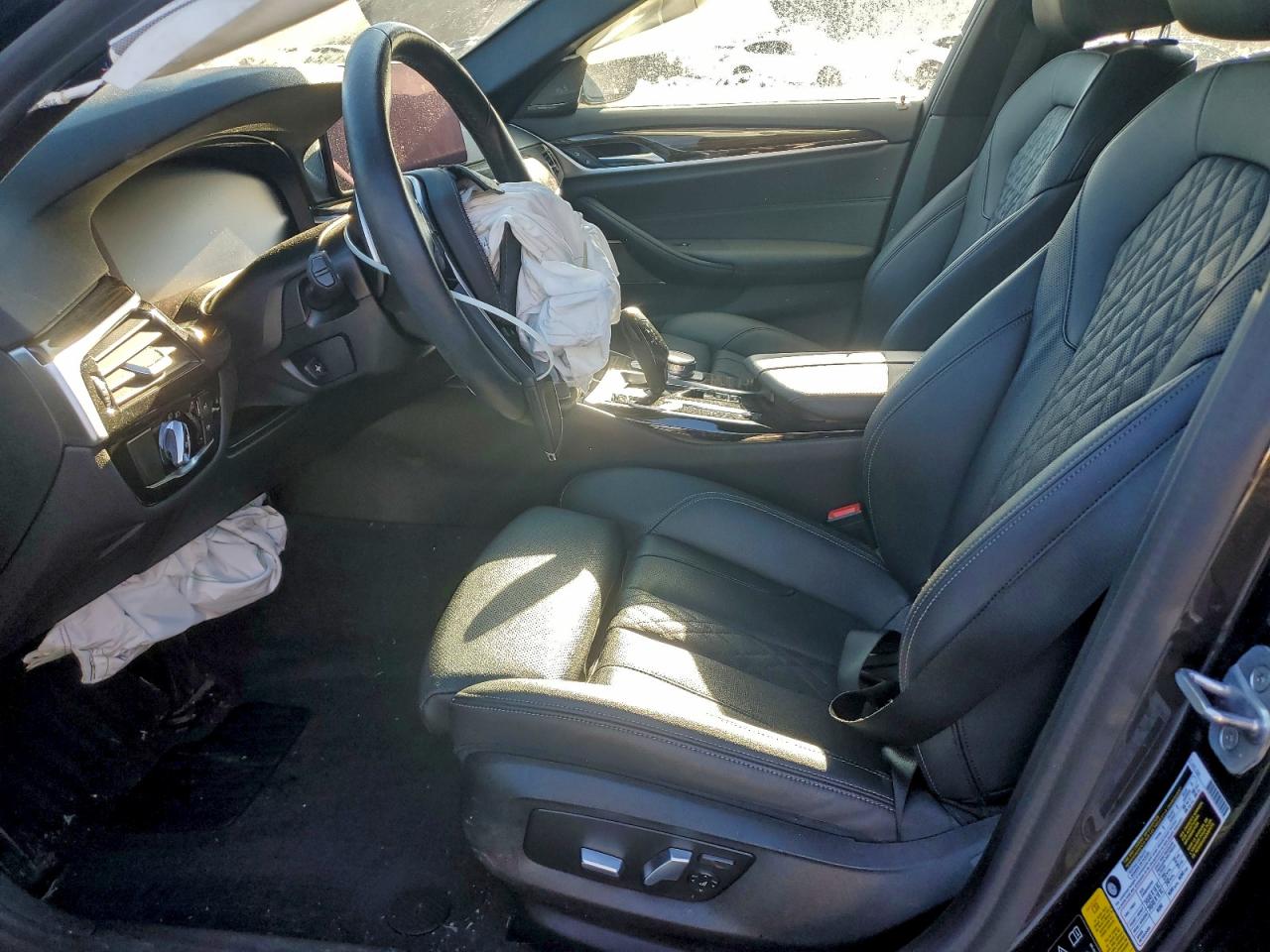 2021 BMW 530 XI photo 7