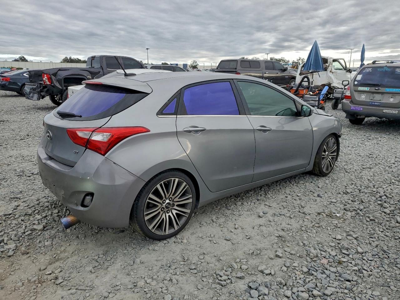 2016 HYUNDAI ELANTRA GT photo 3