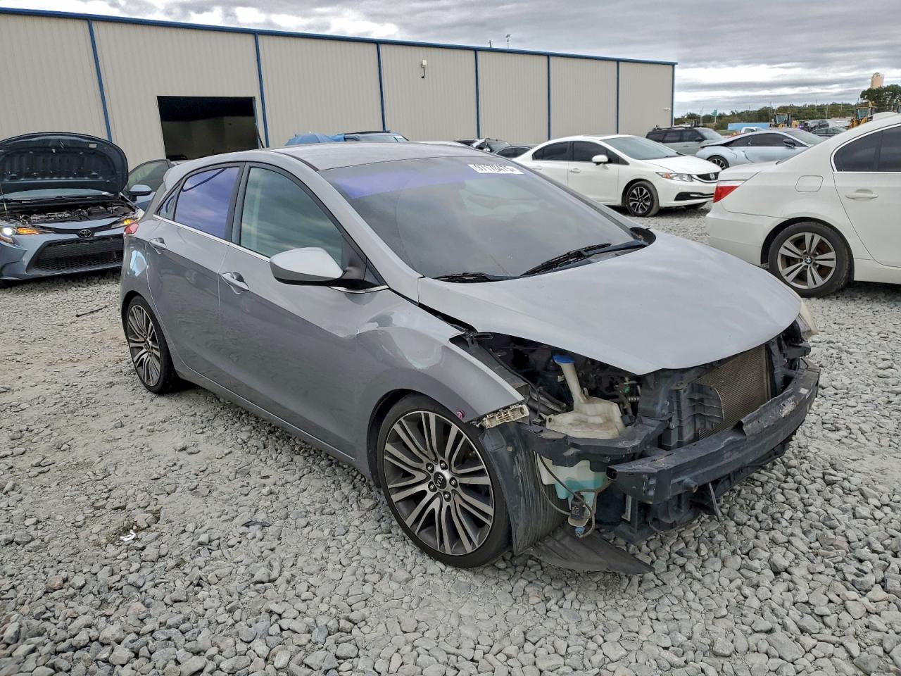 2016 HYUNDAI ELANTRA GT photo 4