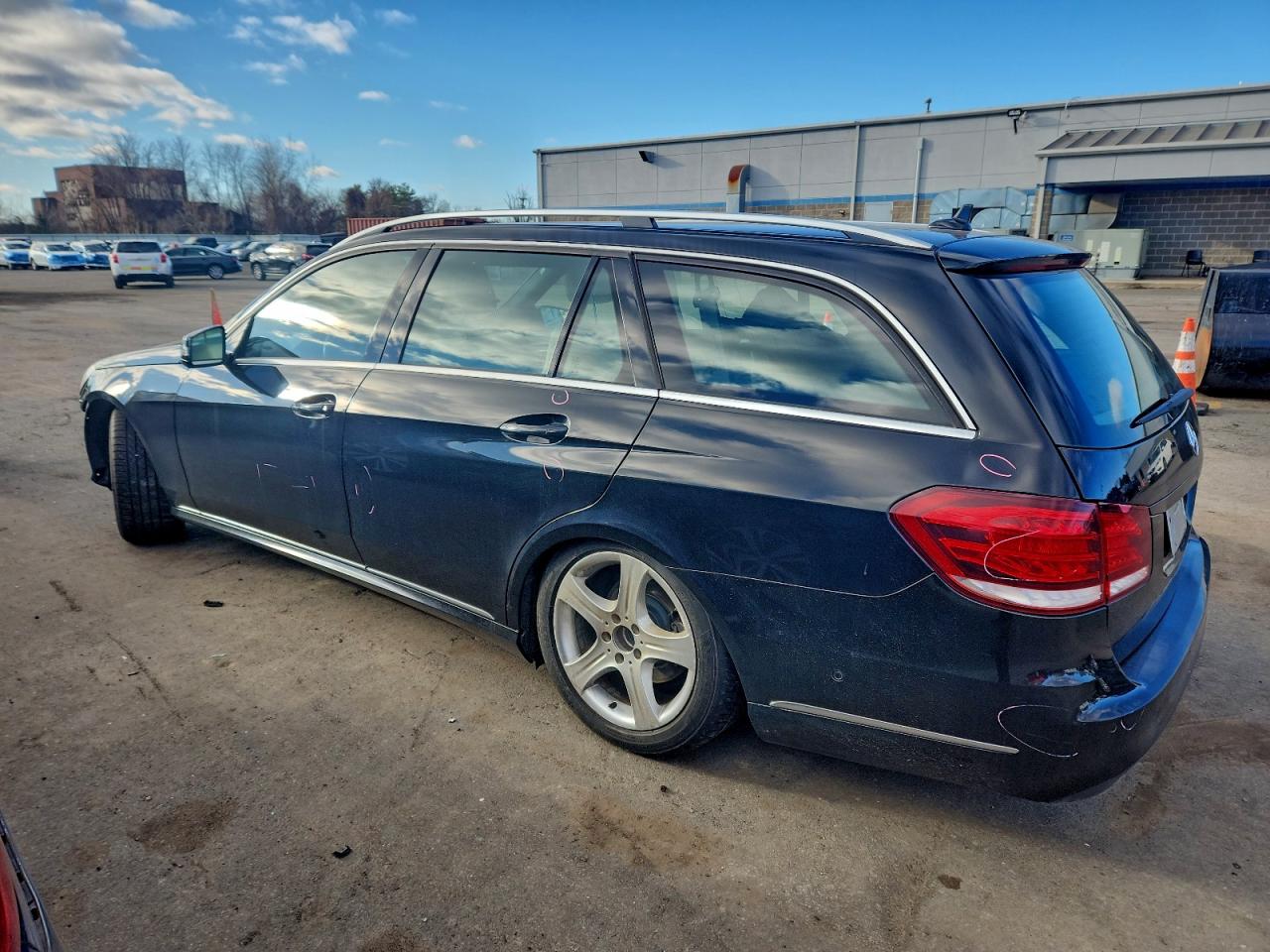 2014 MERCEDES-BENZ E 350 4MATIC WAGON photo 2
