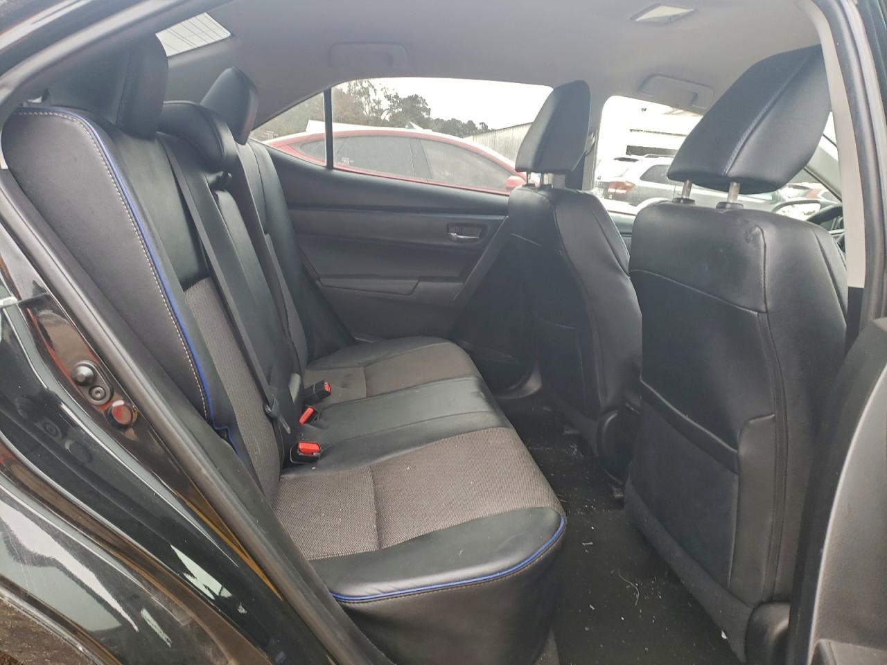 2017 TOYOTA COROLLA L photo 10