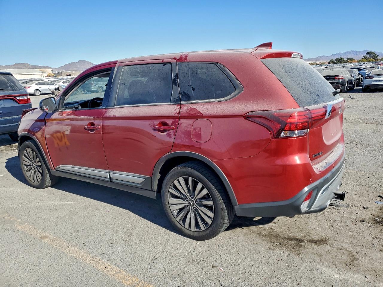 2019 MITSUBISHI OUTLANDER ES photo 2