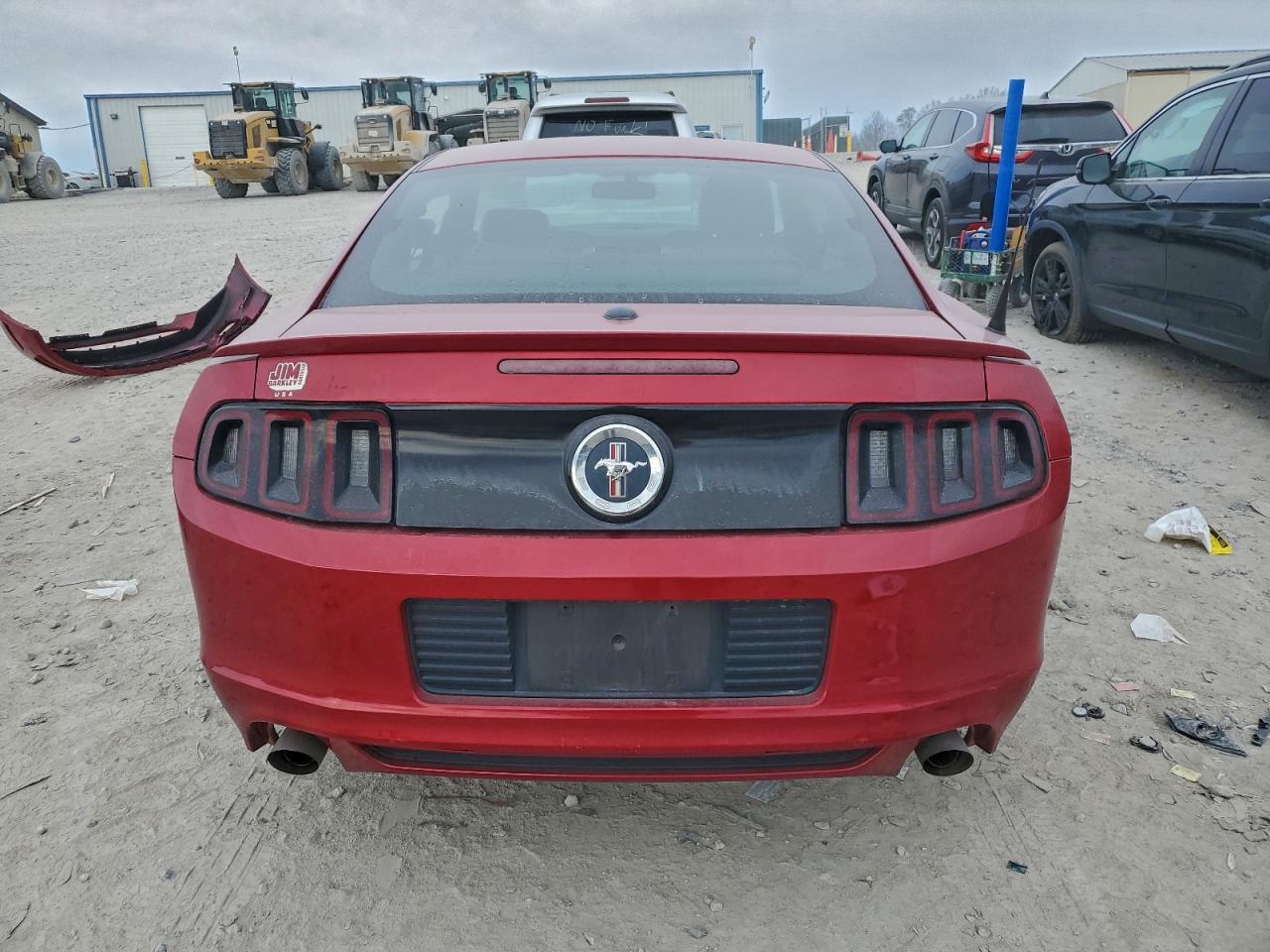 2013 FORD MUSTANG photo 6