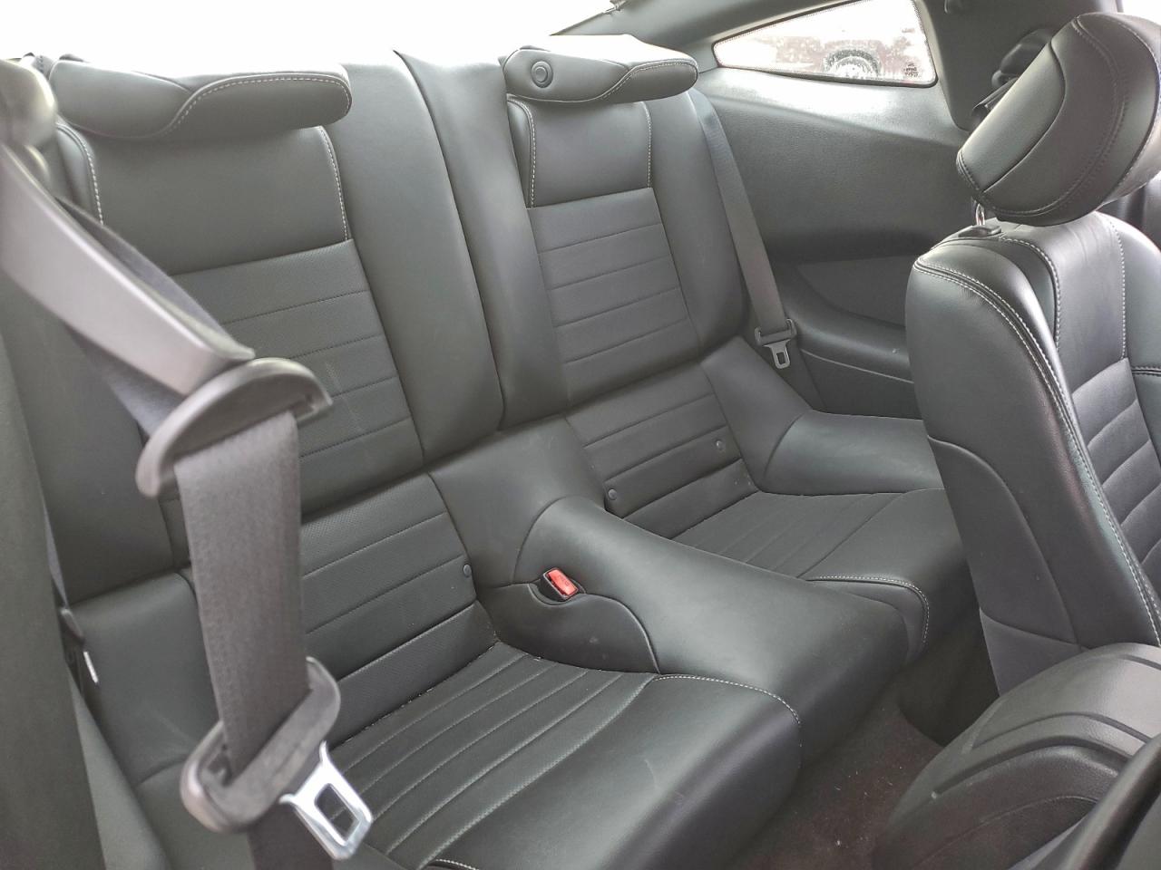 2013 FORD MUSTANG photo 10