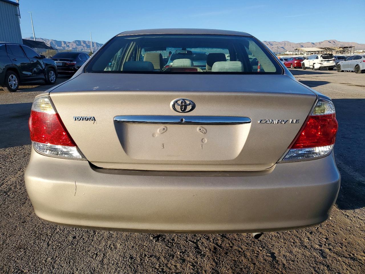 2006 TOYOTA CAMRY LE photo 6