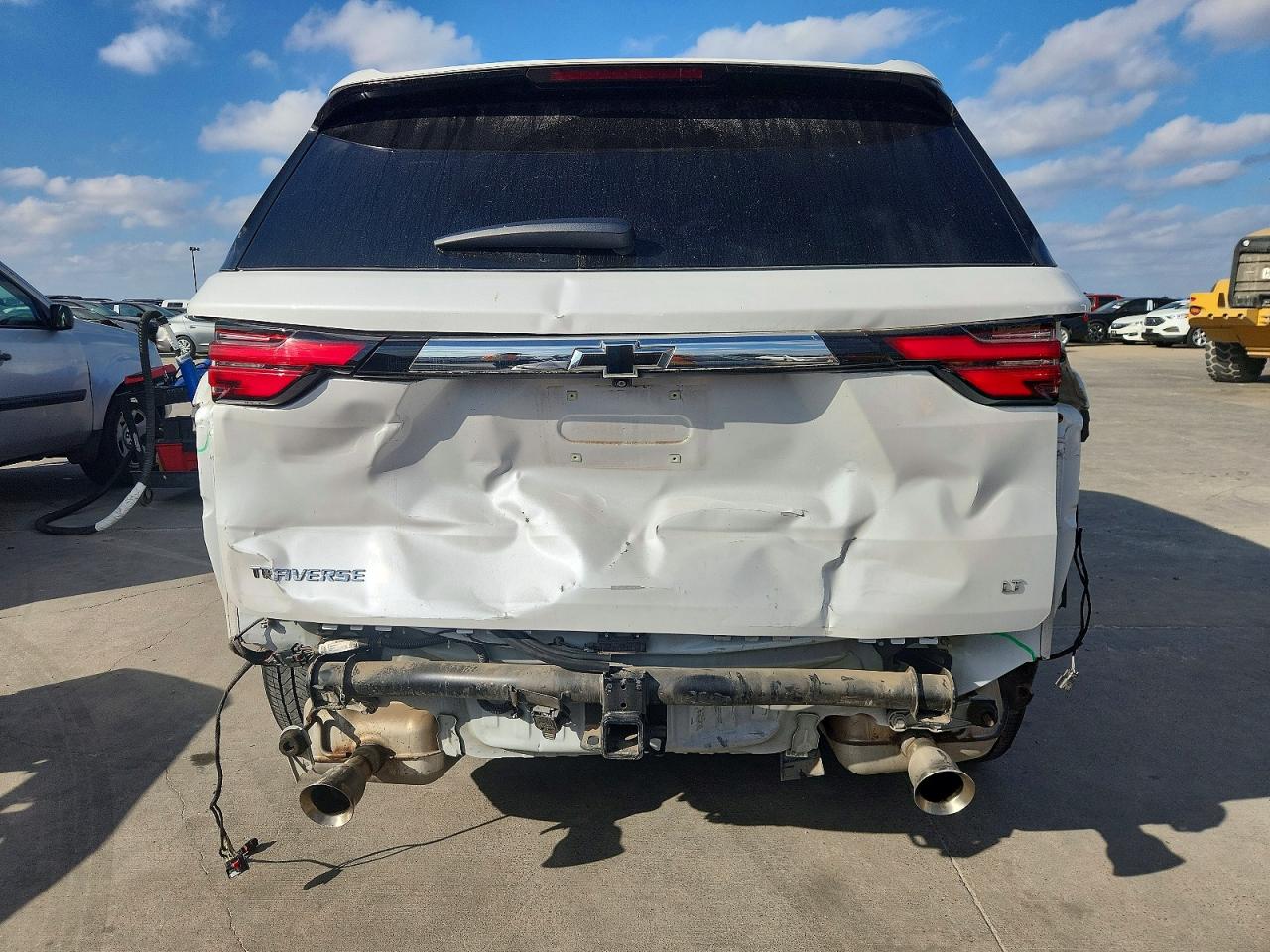 2023 CHEVROLET TRAVERSE LT photo 6