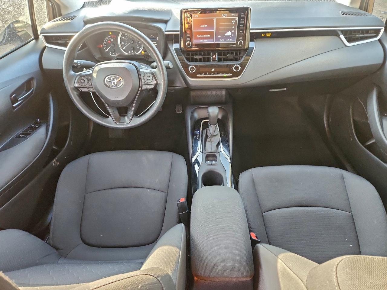 2022 TOYOTA COROLLA LE photo 8