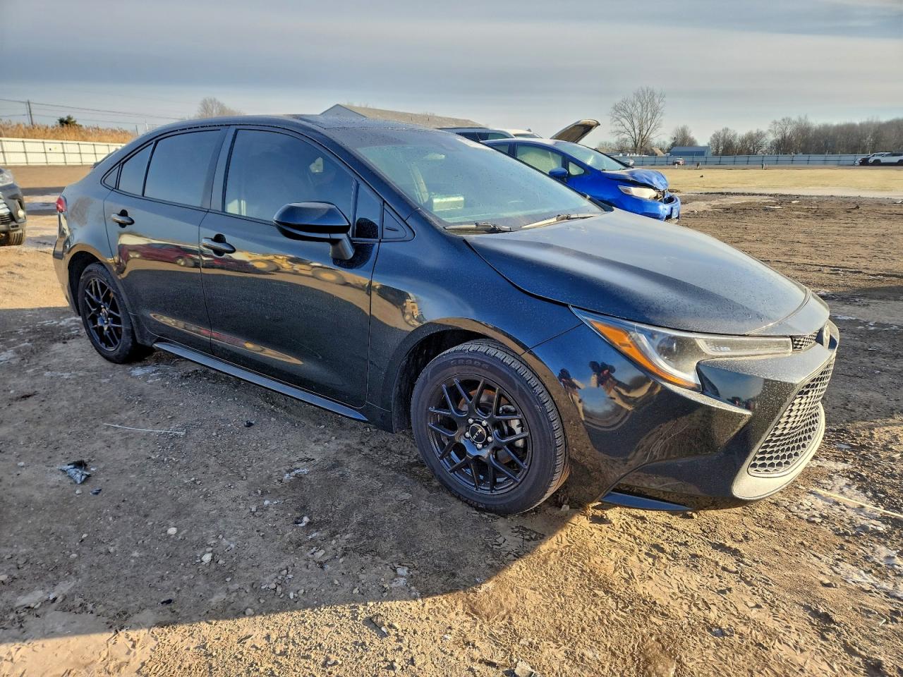 2022 TOYOTA COROLLA LE photo 4