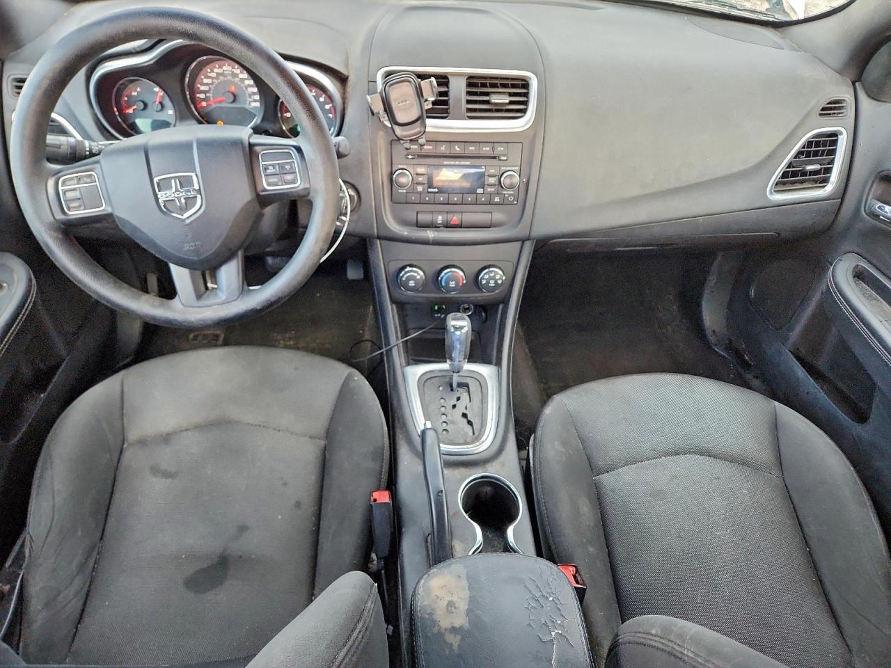 2014 DODGE AVENGER SE photo 8