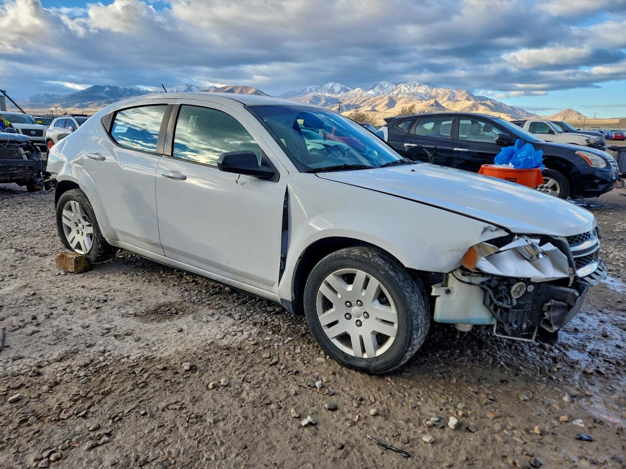 2014 DODGE AVENGER SE photo 4